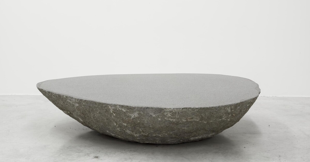 Max Lamb, Big low round boulder table, 2010